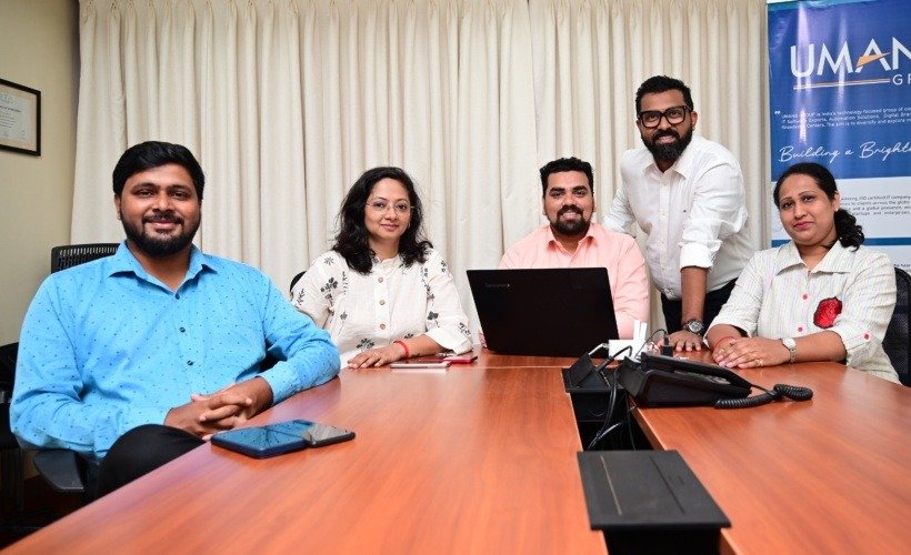L to R: Oscar Rodrigues, Uma Salelkar, Vaibhav Kholkar, Mangirish Salelkar and Poonam Narvekar